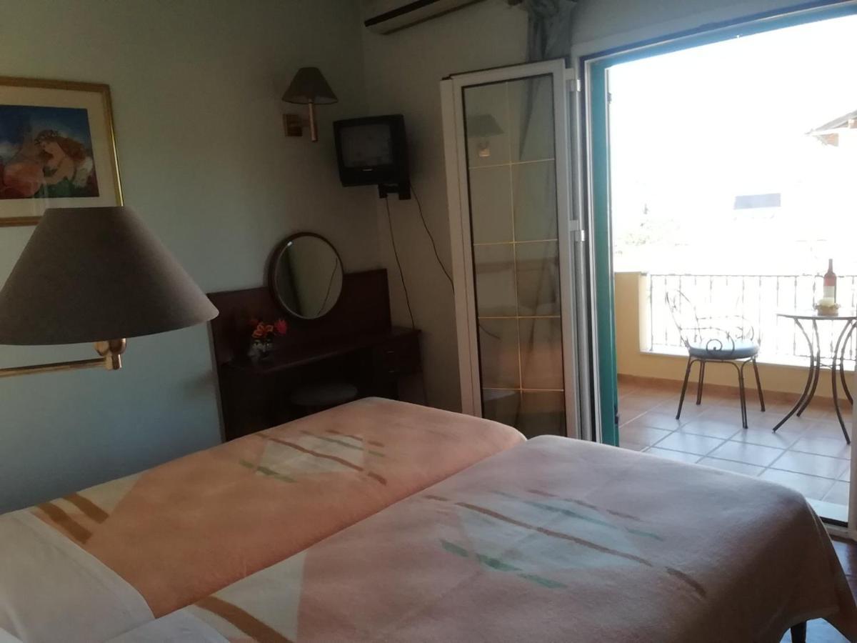 Poseidon Apartments Agios Gordios  Exterior photo